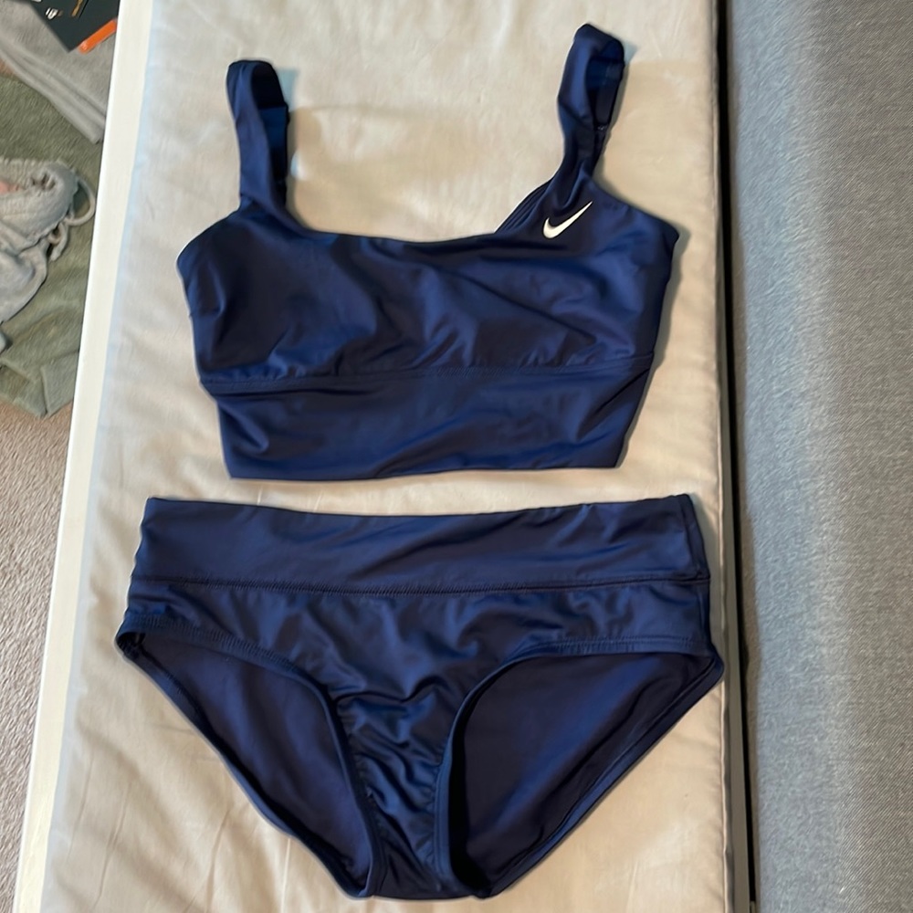 NIKE navy bathing suit set
